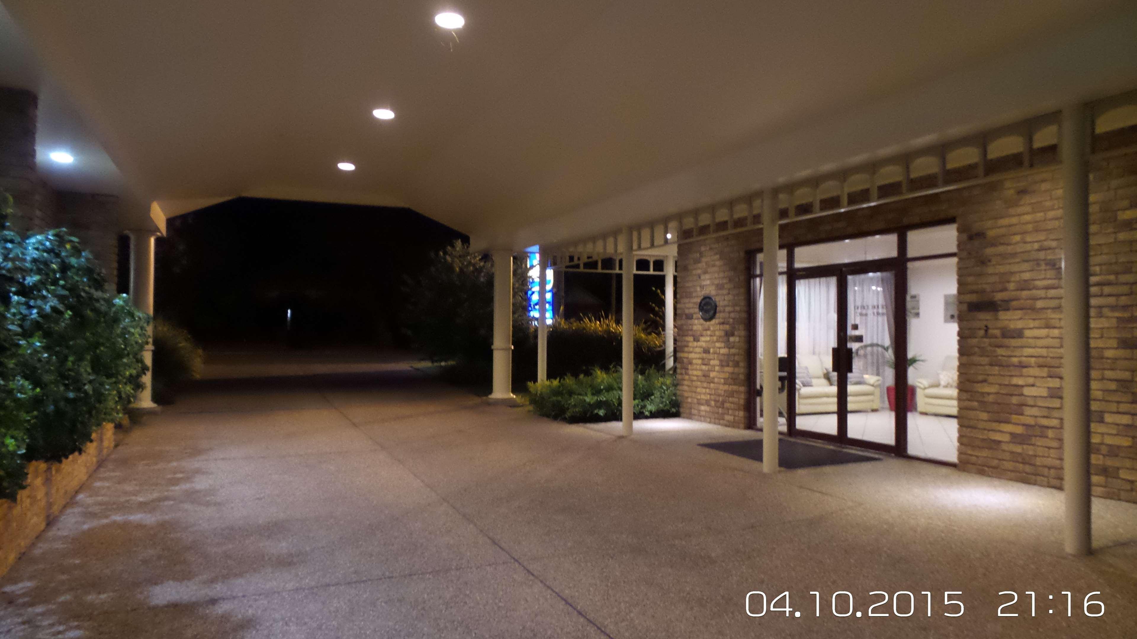 Best Western Ambassador Motor Inn & Apartments Wagga Wagga Exterior photo